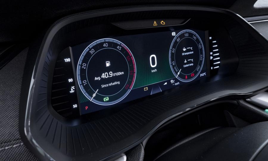 Панель приборов Skoda Octavia Combi 2020 года  (WW) (фото 4 из 69)